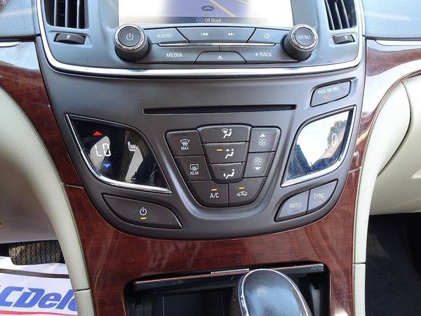 Buick Regal Premium II Navigation Blind Spot Alert Sunroof Bluetooth for sale in Greenville, SC – photo 10