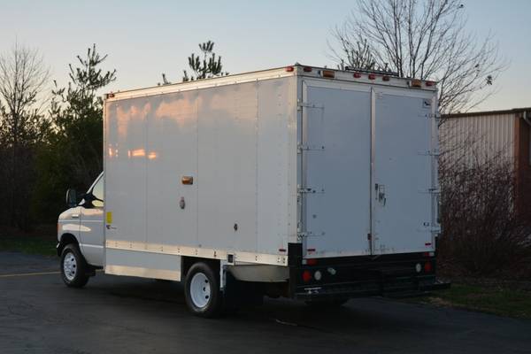 2006 Ford E-450 15ft Office Box Truck - cars & trucks - by dealer -... for sale in Crystal Lake, WI – photo 6