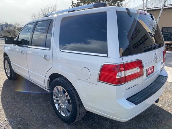 2011 Lincoln Navigator 2WD, 3rd Row, Leather, Sunroof, Heated Seats for sale in MONTROSE, CO – photo 4