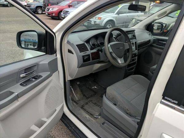 2010 Chrysler Town and Country LX for sale in Anoka, MN – photo 9