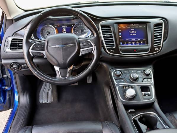 2015 CHRYSLER 200 97k-MILES REAR-CAMERA HTD-SEATS LEATHER LOADED for sale in Elgin, IL – photo 17
