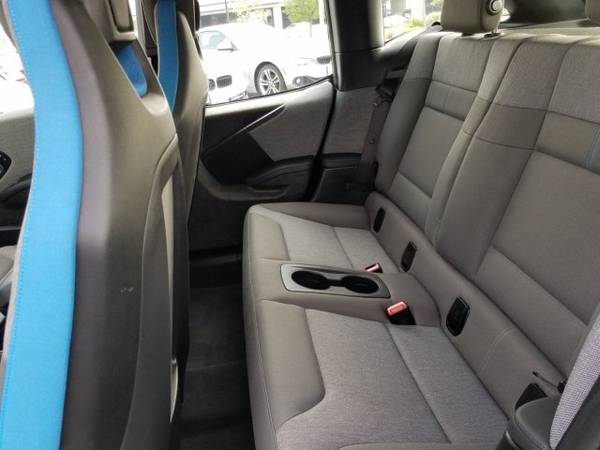 2016 BMW i3 w/Range Extender SKU:GV507815 Hatchback for sale in Westmont, IL – photo 16