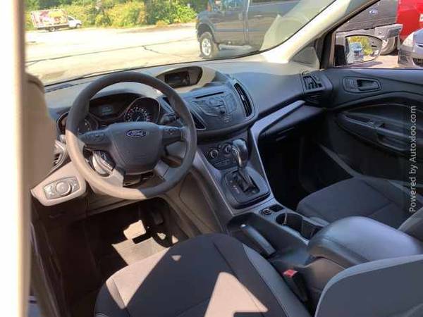 2013 Ford Escape S 2.5l 4 Cylinder Engine 6-speed A/t Fwd 4dr S for sale in Manchester, VT – photo 20