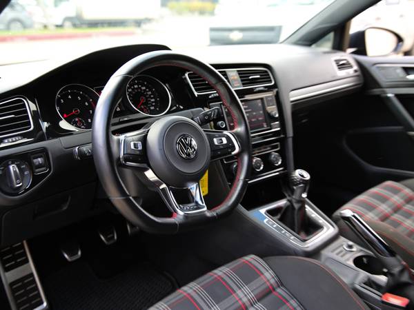 2018 Volkswagen GTI S 2.0 Turbo, 6-Spd, Low Miles, Backup Cam, -... for sale in Pearl City, HI – photo 19