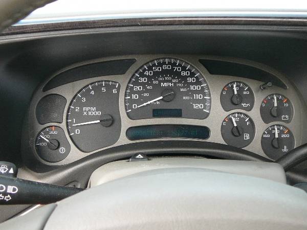 2004 GMC Yukon Denali XL (Inspected) for sale in Saint Louis, MO – photo 14