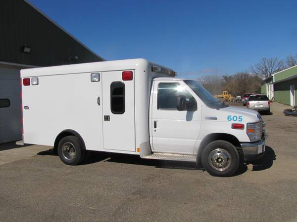2011 FORD E350 AMBULANCE - cars & trucks - by dealer - vehicle... for sale in Sauk Centre, ND – photo 4