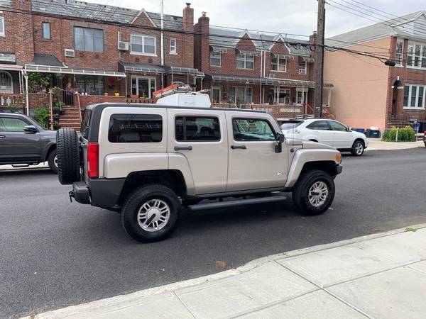2006 Hummer H3 4x4 Low miles for sale in Brooklyn, NY – photo 4