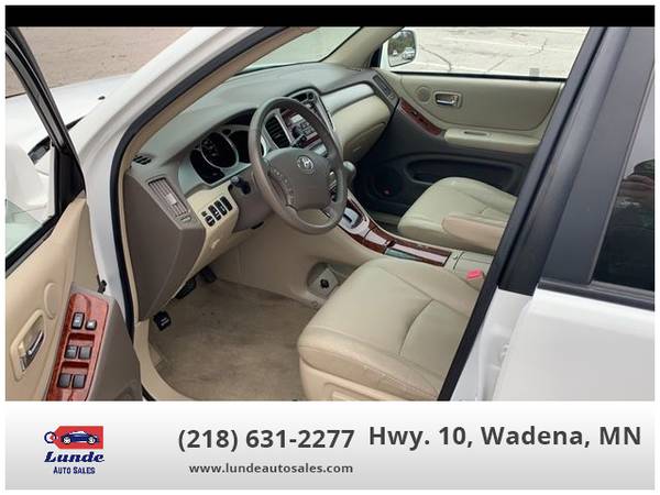 2006 Toyota Highlander - Financing Available! - cars & trucks - by... for sale in Wadena, ND – photo 19