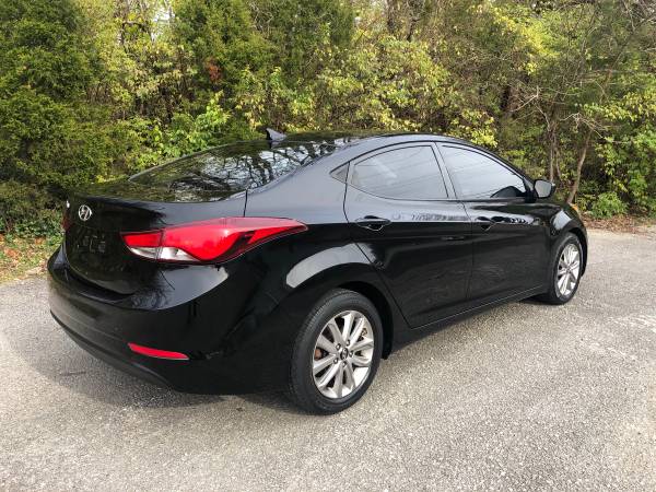 2014 Hyundai Elantra SE Clean No Issues - cars & trucks - by dealer... for sale in Louisville, KY – photo 5