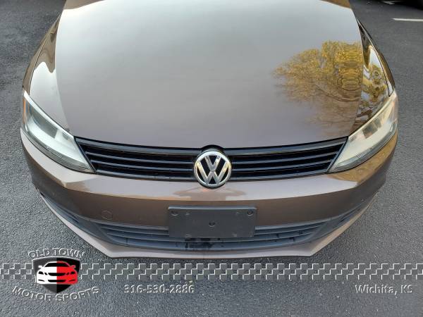 2012 Volkswagen Jetta SE - Leather, Sunroof, New Tires!! - cars &... for sale in Wichita, KS – photo 6