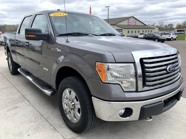 2011 Ford F-150 4WD SuperCrew 145 XLT - - by dealer for sale in Chesaning, MI – photo 3