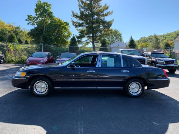 1999 Lincoln Town Car - cars & trucks - by dealer - vehicle... for sale in Washington, PA – photo 6