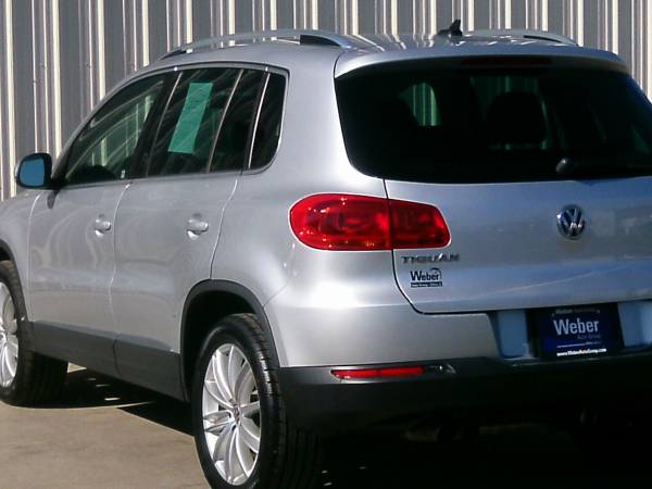 2013 Volkswagen Tiguan-Heated Leather! Excellent Condition! - cars &... for sale in Silvis, IA – photo 7