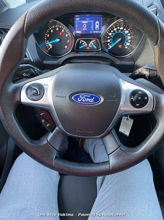 2015 Ford Escape S FWD - - by dealer - vehicle for sale in Yakima, WA – photo 11