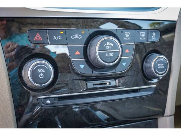 2014 *Chrysler* *300* *Base Trim* Bright White Clear for sale in Foley, AL – photo 19