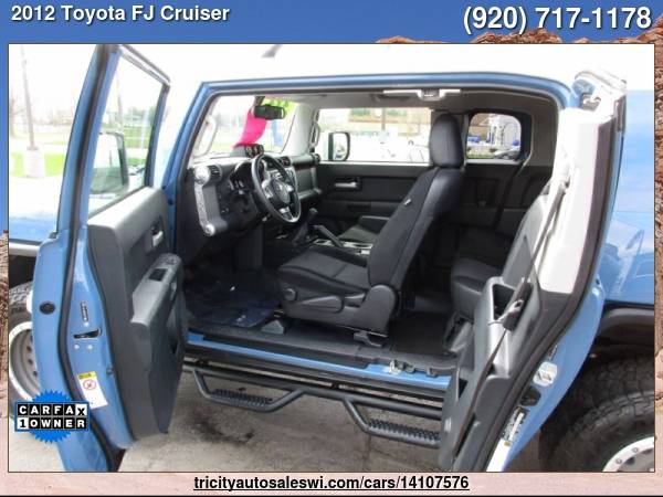 2012 TOYOTA FJ CRUISER BASE 4X4 4DR SUV 6M Family owned since 1971 for sale in MENASHA, WI – photo 11