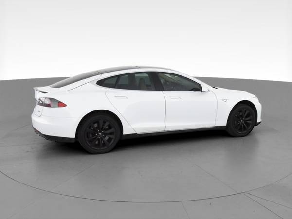 2013 Tesla Model S Performance Sedan 4D sedan White - FINANCE ONLINE... for sale in Oak Park, IL – photo 12