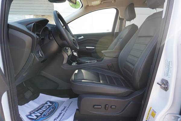 2019 Ford Escape SEL - LOADED WITH SUPER LOW MILES! for sale in Alva, OK – photo 16
