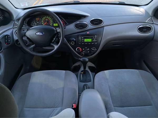 2002 Ford Focus Station-wagon - - by dealer - vehicle for sale in Panorama City, CA – photo 15