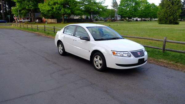 Nice, One Owner 2007 Saturn Ion for sale in Springfield, OR – photo 2