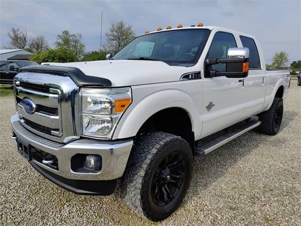 2015 Ford F-250SD Lariat - - by dealer - vehicle for sale in Chillicothe, WV – photo 3