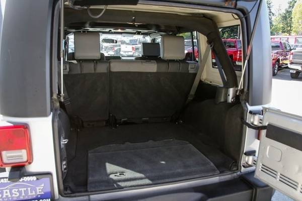 2007 Jeep Wrangler 4x4 4WD Unlimited X SUV HARD TOP - cars & trucks... for sale in Lynnwood, OR – photo 14