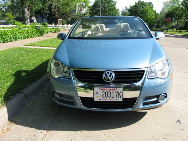 2008 VW EOS - cars & trucks - by owner - vehicle automotive sale for sale in La Crosse, WI – photo 2