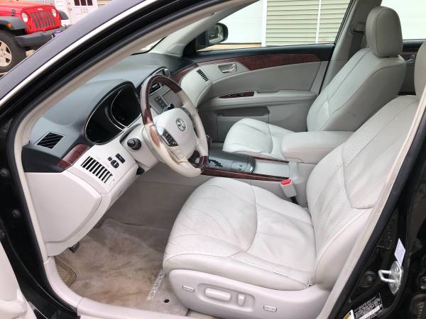 2012 Toyota Avalon Limited Fully Loaded - - by for sale in Bethany, CT – photo 18