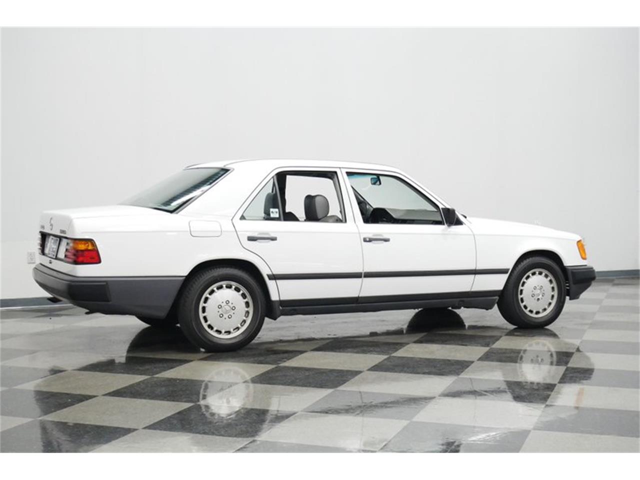 1987 Mercedes-Benz 300D for sale in Lavergne, TN – photo 15