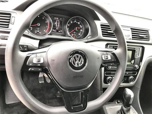2017 VW Volkswagen Passat 1.8T S sedan Pearl Black for sale in Longmont, CO – photo 15