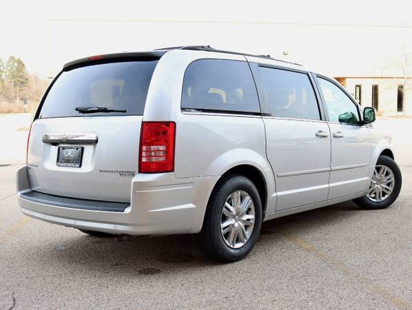 2010 CHRYSLER TOWN & COUNTRY TOURING PLUS 90k-MILES REAR-CAM DVD for sale in Elgin, IL – photo 5