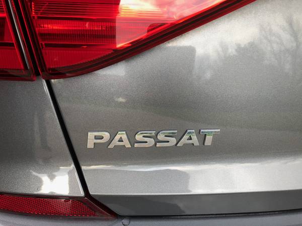 2016 Volkswagen Passat - Low Miles! for sale in Iowa City, IA – photo 7