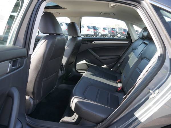 2015 Volkswagen Passat 2.0L TDI SE w/Sunroof for sale in Inver Grove Heights, MN – photo 22