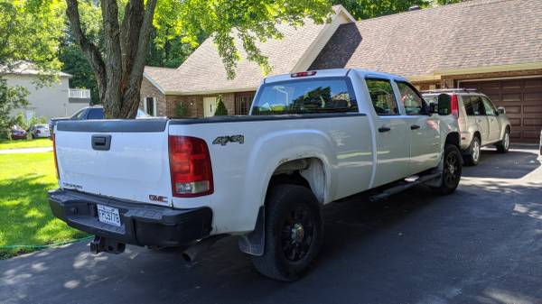 GMC 3500 HD CREW CAB 4X4 - cars & trucks - by owner - vehicle... for sale in Chateaugay, NY – photo 5