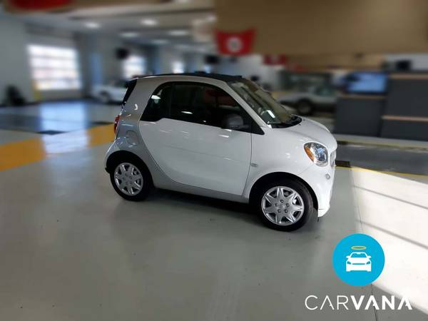 2017 smart fortwo Proxy Hatchback Coupe 2D coupe Silver - FINANCE -... for sale in Atlanta, GA – photo 14