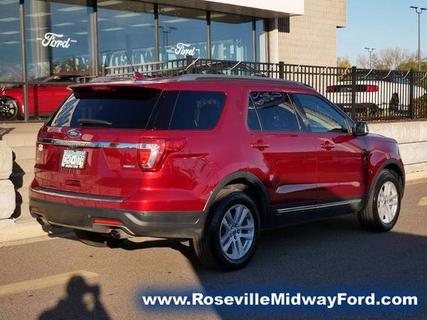 2018 Ford Explorer Xlt - - by dealer - vehicle for sale in Roseville, MN – photo 5