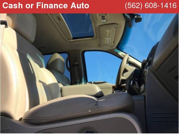 2006 Ford F-150 SuperCrew 139" Lariat for sale in Bellflower, CA – photo 22