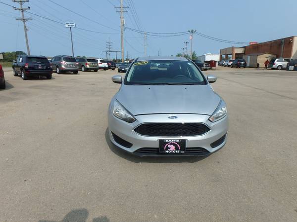 2015 Ford Focus SE - cars & trucks - by dealer - vehicle automotive... for sale in Bonne Terre, MO – photo 4