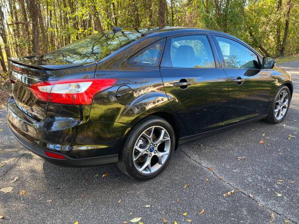 2013 Ford Focus · SE Sedan 4D ( Clean Title ) - cars & trucks - by... for sale in Duncan, SC – photo 7