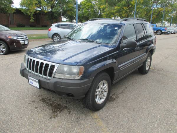 2003 Jeep Grand Cherokee Laredo 4WD - cars & trucks - by dealer -... for sale in Sioux City, IA