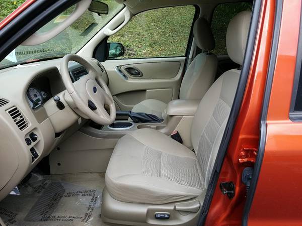 2006 FORD ESCAPE XLT AWD CLEAN SUV,CASH FIRM-CLEAN INSIDE/OUTSIDE -SMO for sale in Allentown, PA – photo 5