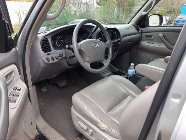 2007 Toyota Sequoia 4wd V8 - - by dealer - vehicle for sale in Wilkes Barre, PA – photo 6