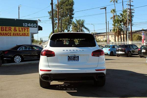 2017 Porsche Cayenne AWD PLATINUM EDITION **$0-$500 DOWN. *BAD... for sale in North Hollywood, CA – photo 6