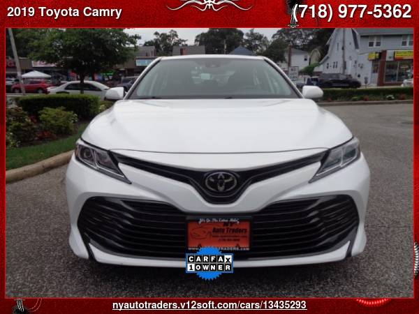 2019 Toyota Camry SE Auto (Natl) - cars & trucks - by dealer -... for sale in Valley Stream, NY – photo 3