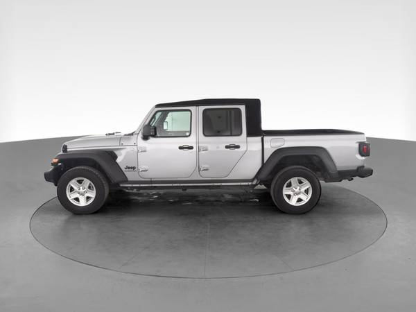 2020 Jeep Gladiator Sport Pickup 4D 5 ft pickup Gray - FINANCE... for sale in irving, TX – photo 5