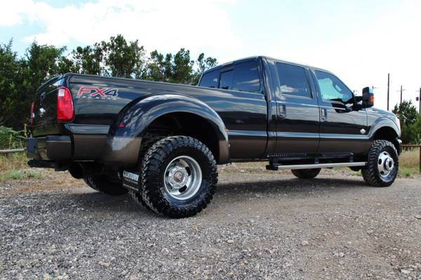 2015 FORD F350 KING RANCH 4X4 - BLK ON BLK - NAV ROOF- NEW 35" TOYO MT for sale in Leander, AR – photo 10
