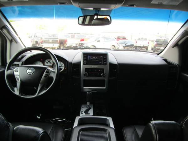 2014 Nissan Titan 4WD Crew Cab SWB PRO-4X Gala for sale in Omaha, NE – photo 15