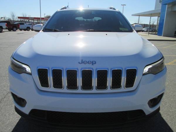 2019 Jeep Cherokee Latitude Plus suv Bright White Clearcoat - cars &... for sale in Bentonville, AR – photo 3