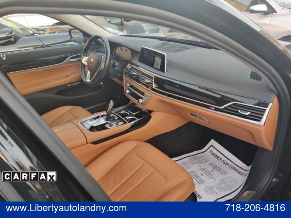 2018 BMW 7 Series 740i xDrive AWD 4dr Sedan - cars & trucks - by... for sale in Jamaica, NY – photo 18