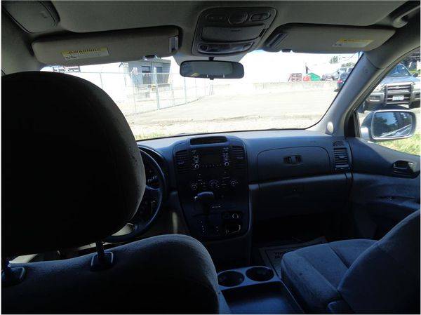 2010 Kia Sedona LX Minivan 4D FREE CARFAX ON EVERY VEHICLE! for sale in Lynnwood, WA – photo 15